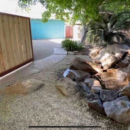 Brand New 2Br Cute Blue Led In North Fresno Apartment Exterior foto