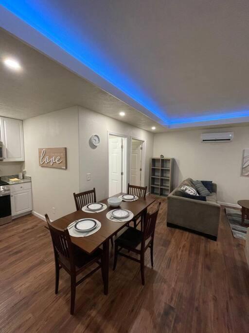 Brand New 2Br Cute Blue Led In North Fresno Apartment Exterior foto