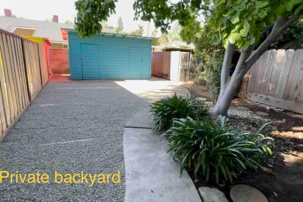 Brand New 2Br Cute Blue Led In North Fresno Apartment Exterior foto