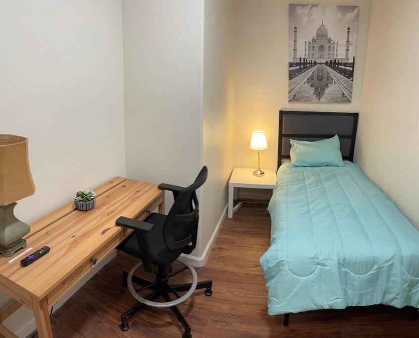 Brand New 2Br Cute Blue Led In North Fresno Apartment Exterior foto